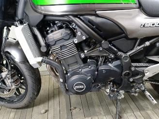 Kawasaki Z 900 RS picture 19