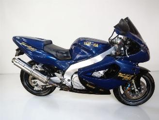  Yamaha YZF 1000 THUNDERACE 1999/3