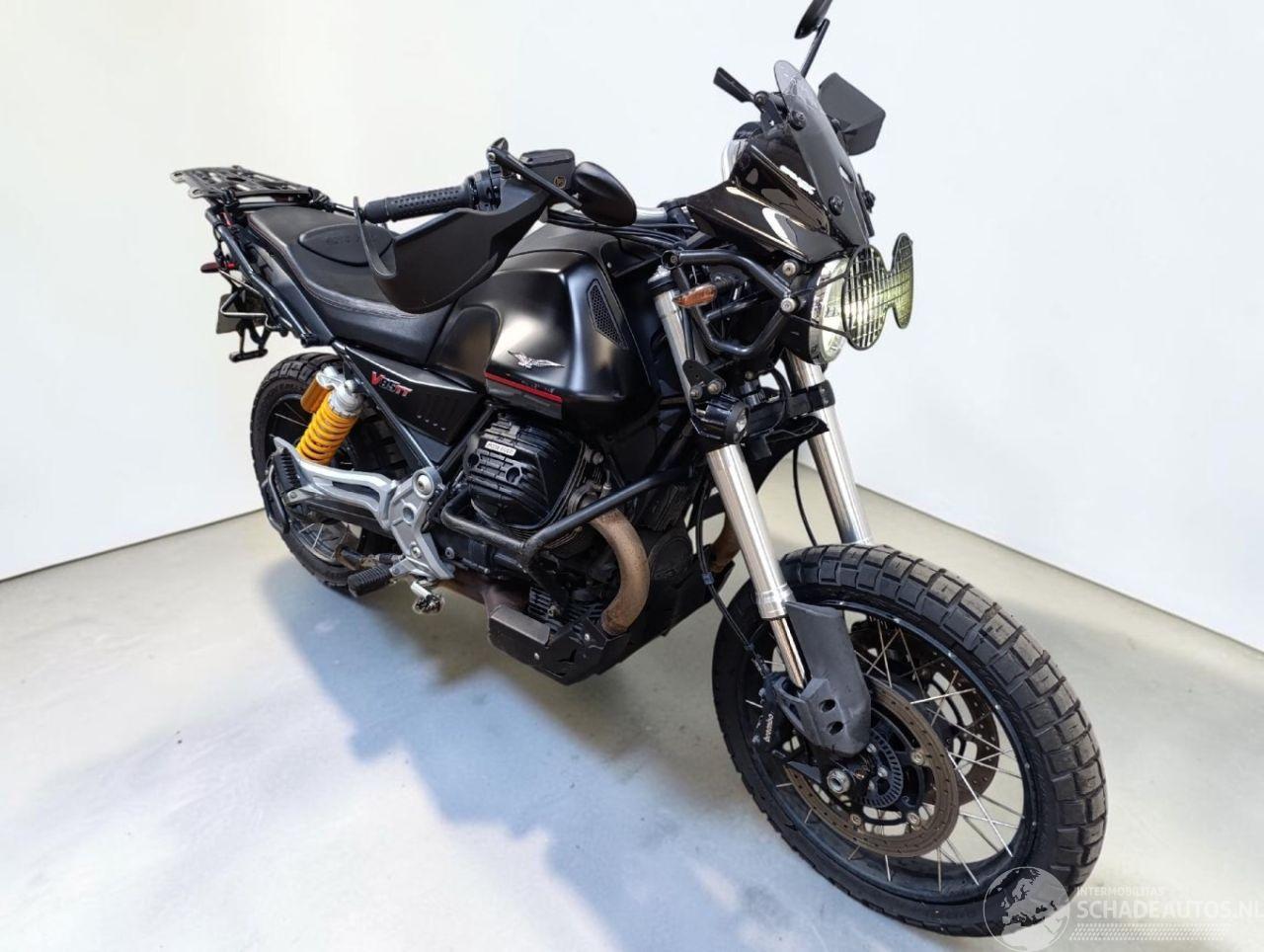 Moto Guzzi V 850 TT