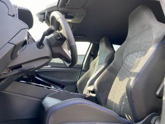 Volkswagen Golf Variant 1.5 eTSI DSG R-Line *NAVI - MATRIX* picture 14