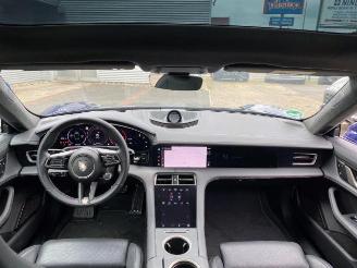 Porsche Taycan Turbo S *HEAD-UP -PANO -PCCB* picture 16