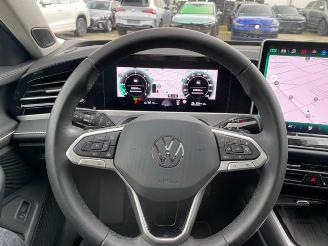 Volkswagen Passat Var. 2.0 TDI DSG Elegance 4Motion *PANO* picture 17