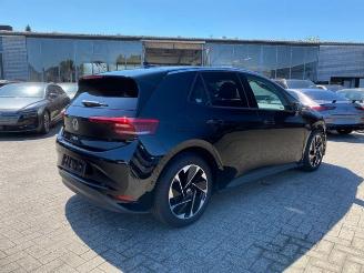 Volkswagen ID.3 Pro Performance Business picture 8