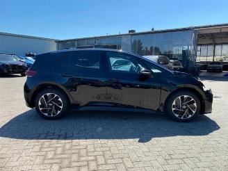 Volkswagen ID.3 Pro Performance Business picture 7