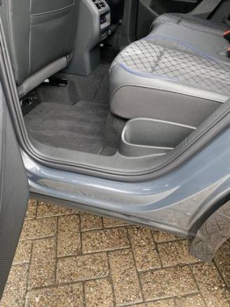 Volkswagen Tiguan 2.0 TSI DSG 4Motion R-Line *HEAD-UP-PANO* picture 14