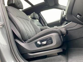 BMW X5 M60i xDrive *HEAD UP - PANO - AHK - KAM* picture 20