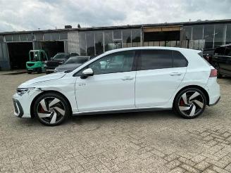 Volkswagen Golf GTI DSG picture 9