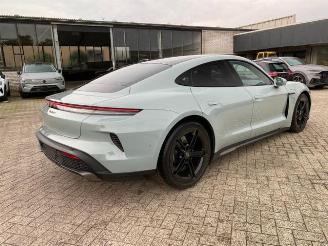 Porsche Taycan Turbo S *PCCB - SOFTCLOSE - PANORAMA* picture 4