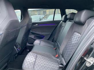 Volkswagen Golf Variant 1.5 eTSI DSG R-Line *NAVI - MATRIX* picture 23