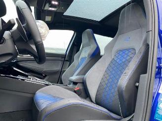 Volkswagen Golf R Variant 4Motion Black Style *MATRIX-PANO* picture 21