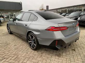 BMW i5 M60 xDrive *HEAD-UP - PANO - 360 KAM - NAVI* picture 7