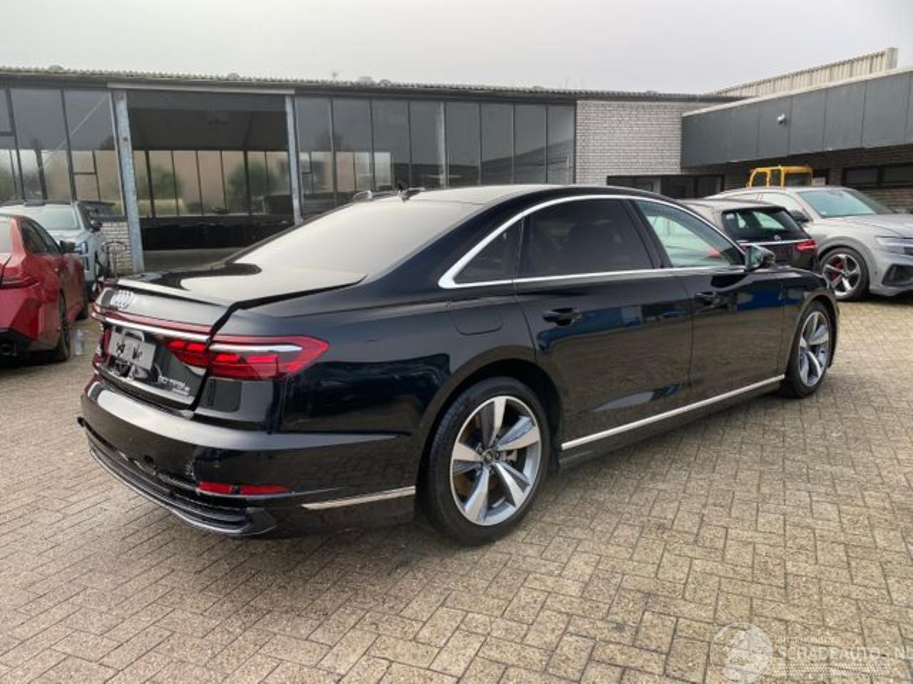 Audi A8 L 60 TFSIe quattro *PANO - KAM - B&O - HUD*