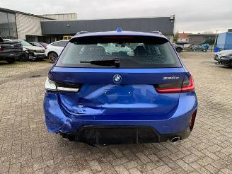 BMW 3-serie 0e Touring M Sport *PANO - HEAD-UP - 60 KAM* picture 6