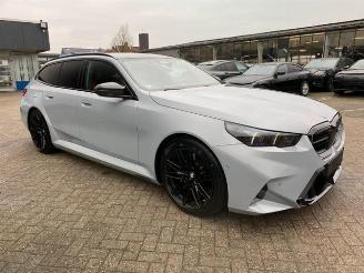 BMW M5 Touring *HEAD-UP - PANO - BOWERS - 360* picture 3