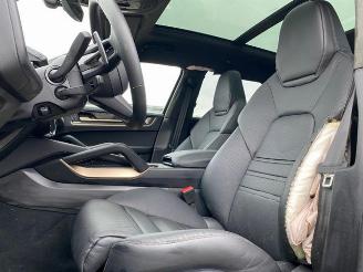 Porsche Cayenne Turbo E-Hybrid  *HEAD-UP - PANO - KAM* picture 21