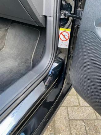 Skoda Superb Combi 1.5 TSI iV L&K *HEAD-UP - PANO-AHK* picture 19