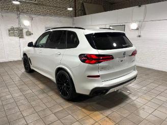 damaged passenger cars BMW X5 xDrive50e M Sport Pro PANO/HUD/AHK/H&K/360 2025/9