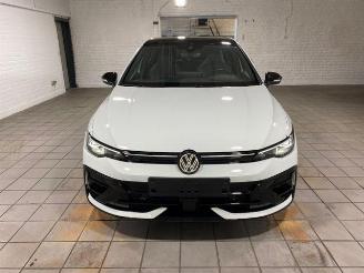 Volkswagen Golf R 4Motion Black Edition picture 5
