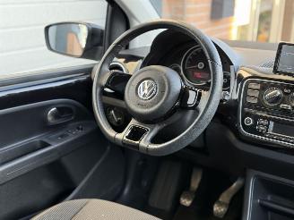 Volkswagen Up! 1.0 High-Up! Pano NAVI Cruise PDC NAP picture 8