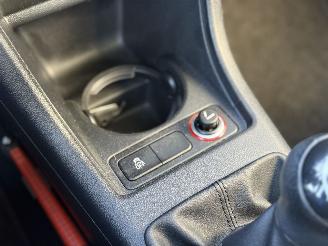 Volkswagen Up! 1.0 High-Up! Pano NAVI Cruise PDC NAP picture 21