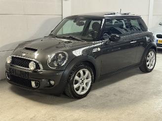 Voiture accidenté Mini Cooper S 1.6 Unieke Km stand Pano Cruise Leder Navi Clima 2011/5