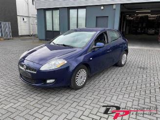Coche siniestrado Fiat Bravo Bravo (198A), Hatchback, 2006 / 2014 1.4 16V 2008/2