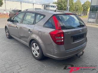 Kia Cee d Cee'd Sporty Wagon (EDF), Combi, 2007 / 2012 1.6 CVVT 16V picture 7