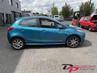 Mazda 2 2 (DE), Hatchback, 2007 / 2015 1.3 16V MZR picture 4