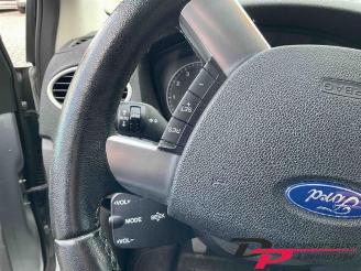 Ford Focus Focus 2, Sedan, 2005 / 2012 1.6 16V picture 14