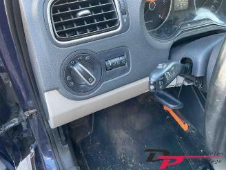 Volkswagen Polo Polo V (6R), Hatchback, 2009 / 2017 1.6 TDI 16V 90 picture 15