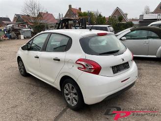 Peugeot 208 208 I (CA/CC/CK/CL), Hatchback, 2012 / 2019 1.0 Vti 12V PureTech picture 7