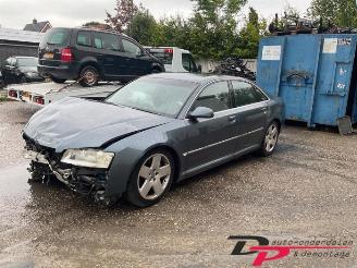Vrakbiler auto Audi A8 A8 (D3), Sedan, 2002 / 2010 3.7 V8 40V Quattro 2004/4