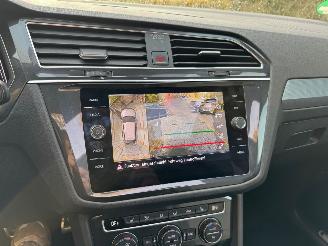 Volkswagen Tiguan Volkswagen Tiguan Allspace Highline 4Motion PANO HUD Trekhaak VOL picture 5