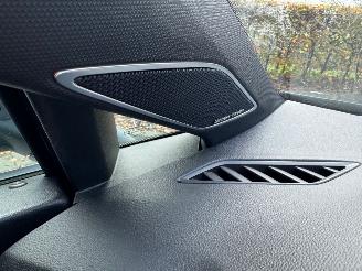 Volkswagen Golf Volkswagen Golf 8 DSG R-Line Panorama HUD Ambiance VOL picture 10