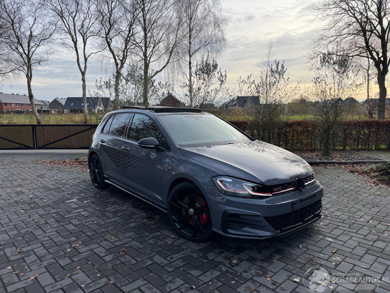 Volkswagen Golf Golf 7.5 GTI TCR Panorama Akrapovic Dynaudio Camera VOL!