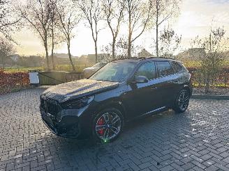 BMW X1 BMW X1 30 e xDrive M Sport PANO Trekhaak 360view HUD Start en rijd! picture 22