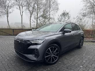 Damaged car Audi Q4 Audi Q4 e-tron 45 e-tron Quattro HUD S-Line Trekhaak Leer VOL 2025/1