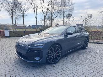 skadebil auto Audi A6 avant Audi A6 e-tron Avant performance 367pk Trekhaak DualScreen VOL!! 2025/10