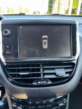 Peugeot 2008 GT-LINE picture 10