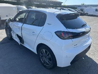 Peugeot 208 STYLE picture 4