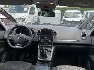 Renault Grand-scenic  picture 6