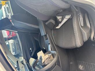 Peugeot 308  picture 5