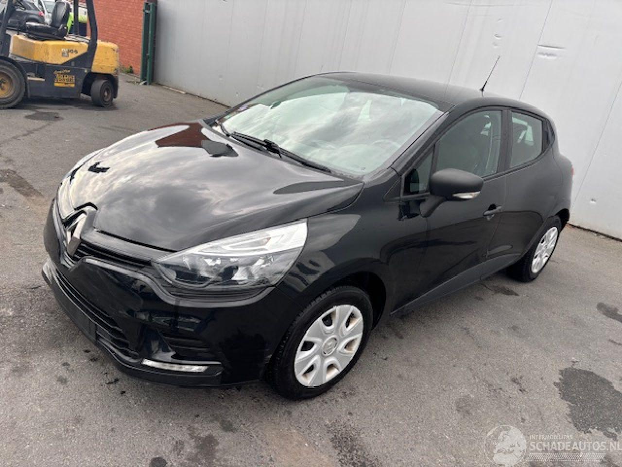 Renault Clio MET COCKPIT EN AIRBAGS