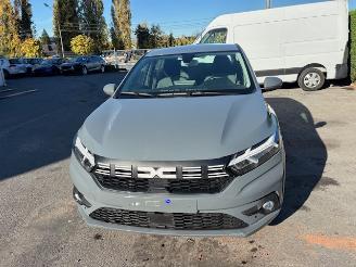 Dacia Sandero  picture 2
