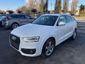 Unfallwagen Audi Q3  2013/1