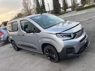 krockskadad bil auto Citroën Berlingo  2025/2
