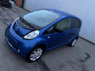 Peugeot iOn  picture 4