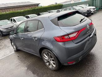 Damaged car Renault Mégane LIMITED 2018/3