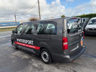 Vaurioauto  passenger cars Opel Vivaro minibus 9 SEATS MAXI 2022/2