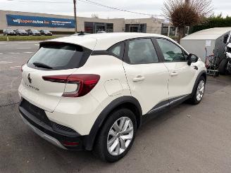 krockskadad bil auto Renault Captur  2020/12